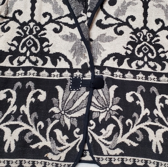 VINTAGE 90s Flashback Black Cream Knit Shawl Collar Oversized Blanket Jacket S - Picture 6 of 12